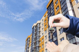 如何收取租房相关中介费用？收取费用遵循什么标准？