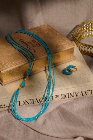 一件珠宝点亮春日场景，MiNG名皇珠宝以“天然质感”回应穿搭需求