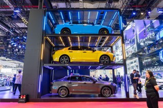 车企密集明确2026销量目标，市场格局将会有哪些变化？