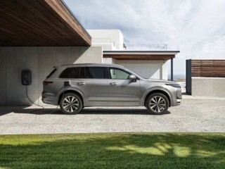 净亏6亿，李想认错，重定3大战略自我革命