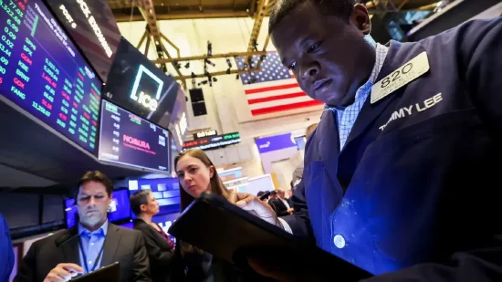 午盘：美股大幅下滑 道指重挫逾1000点  第2张
