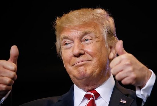 外盘头条：特朗普称其喜欢“百万富翁税”的想法 美国消费者信心大幅下滑 经济学家下调今明两年美国经济预期  第2张