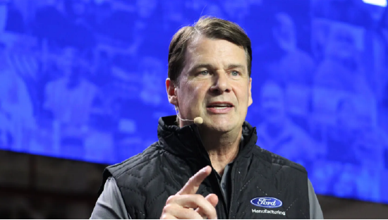 福特CEO:特朗普暂缓关税是有帮助的,但需要更多的改变 第1张 福特CEO:特朗普暂缓关税是有帮助的,但需要更多的改变 第1张