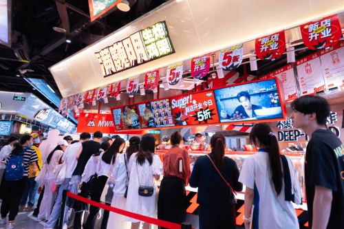 从粤菜学徒到品类王者:他靠“不裹粉生炸撕开4000亿市场,4年狂飙千家店” 第1张 从粤菜学徒到品类王者:他靠“不裹粉生炸撕开4000亿市场,4年狂飙千家店” 第1张