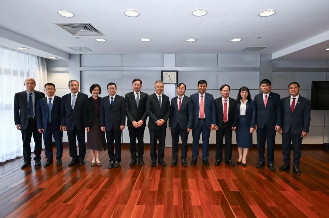 谷澍会见越南农业与农村发展银行董事长苏辉雨  第1张