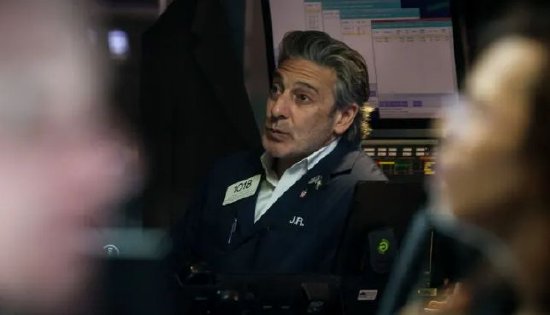 盘前：纳指期货跌1.28% “大空头”做空英伟达  第1张