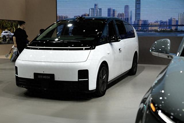 理想三季度营收降三成:MEGA召回影响毛利超11亿元,目标明年重回“增程式领先地位” 第1张 理想三季度营收降三成:MEGA召回影响毛利超11亿元,目标明年重回“增程式领先地位” 第1张