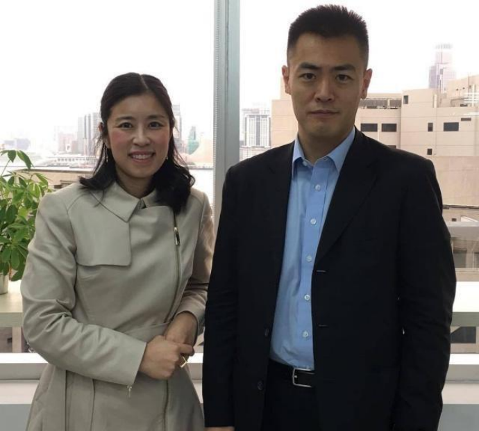 父亲身家超过李嘉诚,他不爱美女爱丑女,继承60亿家产坐地铁上班 第4张 父亲身家超过李嘉诚,他不爱美女爱丑女,继承60亿家产坐地铁上班 第4张