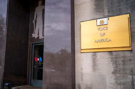 法官下令恢复美国之音员工职务,推翻特朗普关停决定 第1张 法官下令恢复美国之音员工职务,推翻特朗普关停决定 第1张